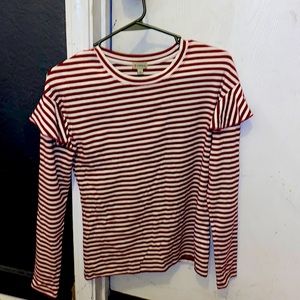 Maroon striped ribbed sleeve t-shirt. Size women xs